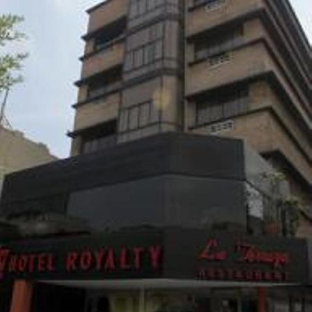 Hotel Royalty モンテレー エクステリア 写真